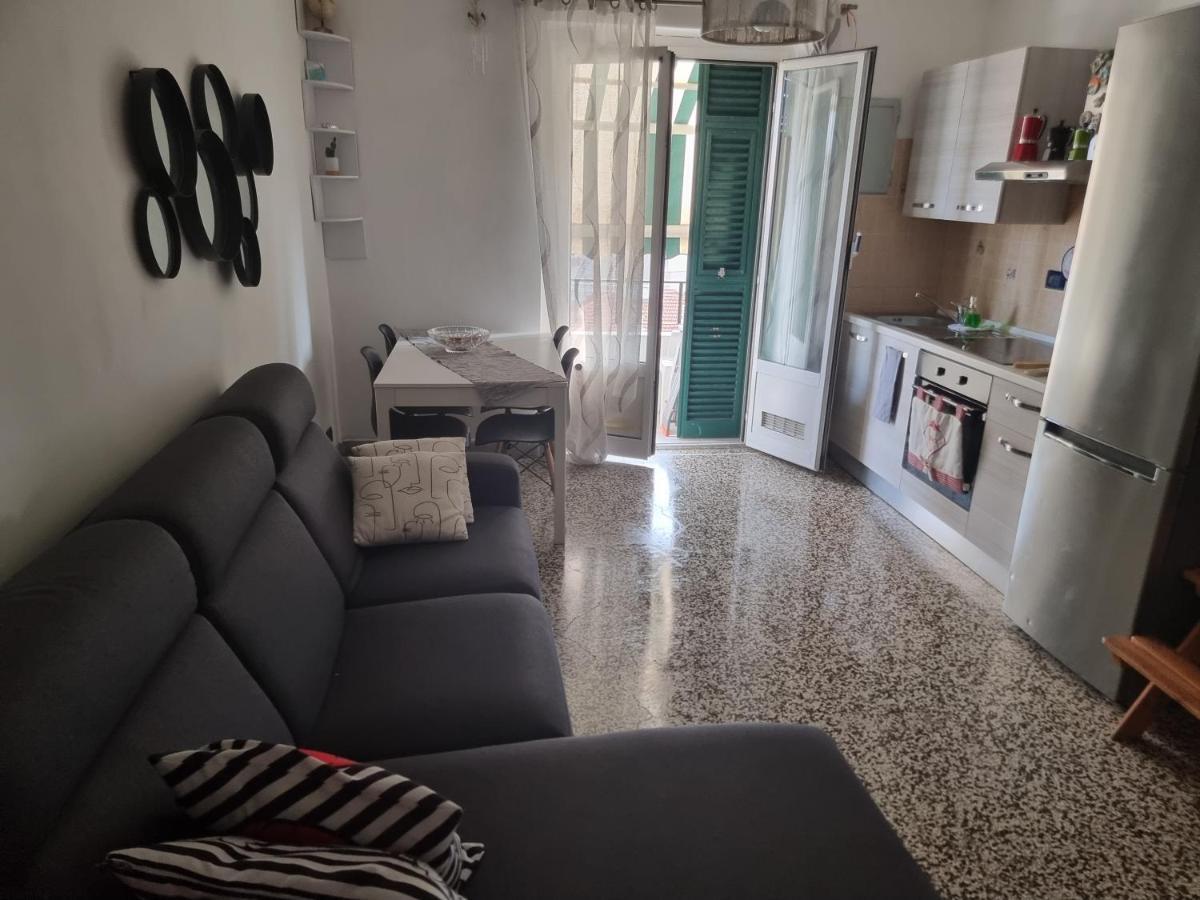 Al Mare Da Gaia Apartment Savona Exterior photo